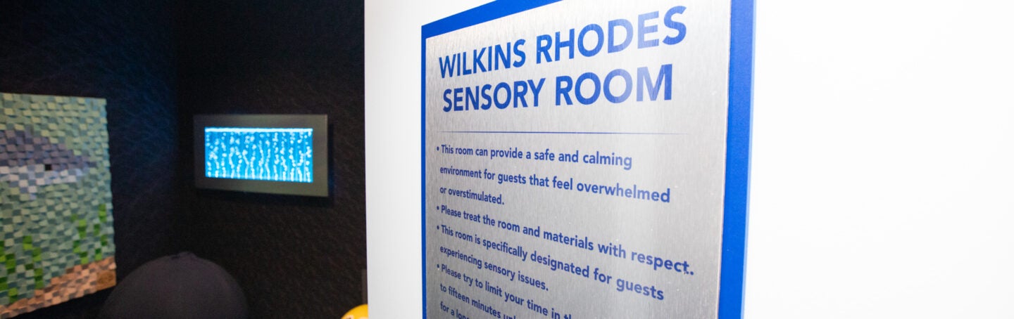KultureCity and Georgia Aquarium Debut New Wilkins Rhodes Sensory Room