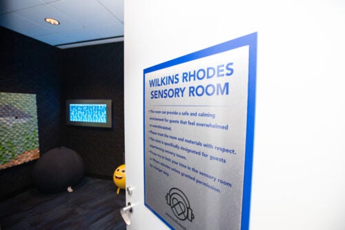 KultureCity and Georgia Aquarium Debut New Wilkins Rhodes Sensory Room