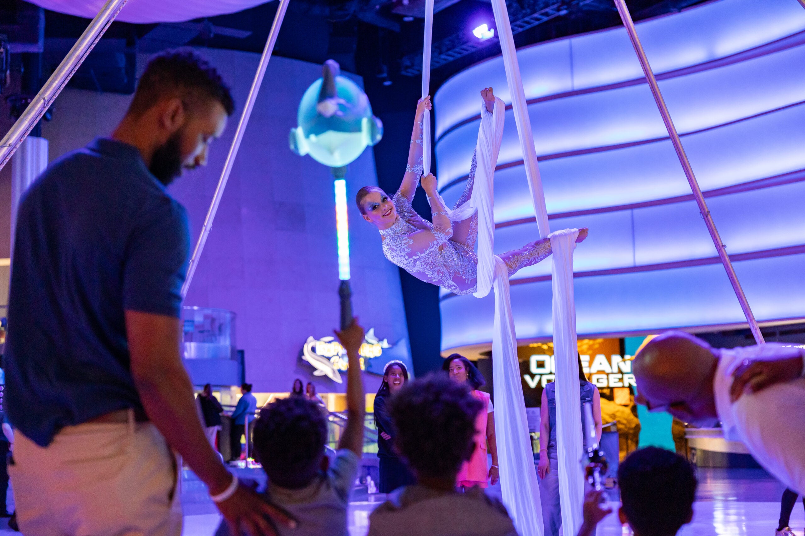 Georgia Aquarium Unveils 'Glow Nights': A Dazzling New Summer Experience 1